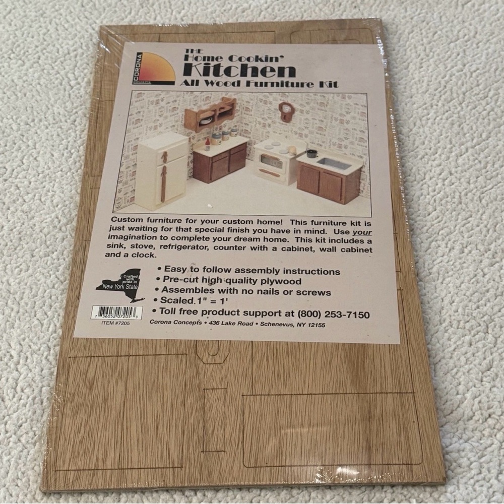 Corona Concepts HOME COOKIN KITCHEN All Wood Furniture Kit Dollhouse New 1.12 Sc